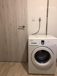 CENTRUM MESTA - JESENNÁ 1 IZBOVÝ BYT PO NOVEJ REKONŠTRUKCII.