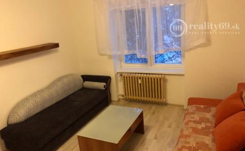 CENTRUM MESTA - JESENNÁ 1 IZBOVÝ BYT PO NOVEJ REKONŠTRUKCII.