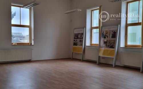 PREŠOV - OBJEKT KOMERČNÉ A PREVÁDZKOVÉ PRIESTORY.