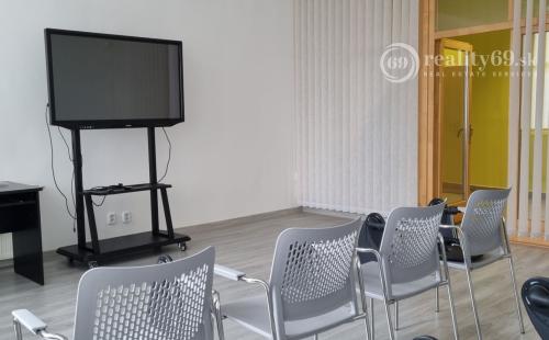 PREŠOV - OBJEKT KOMERČNÉ A PREVÁDZKOVÉ PRIESTORY.