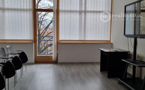 PREŠOV - OBJEKT KOMERČNÉ A PREVÁDZKOVÉ PRIESTORY.