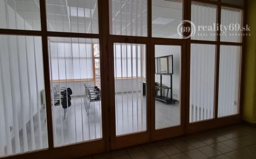 PREŠOV - OBJEKT KOMERČNÉ A PREVÁDZKOVÉ PRIESTORY.