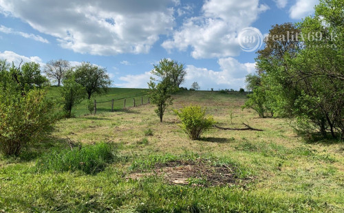 MAĎARSKO - GALVÁCS PEKNÁ 3 IZBOVÁ CHALUPA PO REKONŠTRUKCII, KRÁSNA PRÍRODA.
