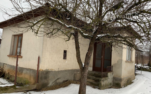 MAĎARSKO - SZALONNA 2 IZBOVÝ SEDLIACKY DOM S GARÁŽOU