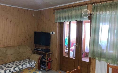 MAĎARSKO - NAGYHUTA LUXUSNÝ 4 IZBOVÝ RD S GARÁŽOU S OBYTNÝM PODKROVÍM