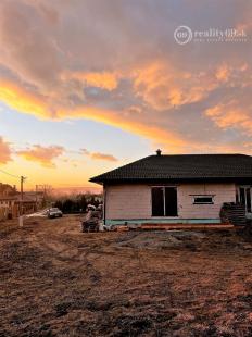 REZERVOVANÝ - RUSKOV - HOLODOM 138 M2 - 4 IZBY, KUCHYŇA, KÚPEĽŇA, WC.