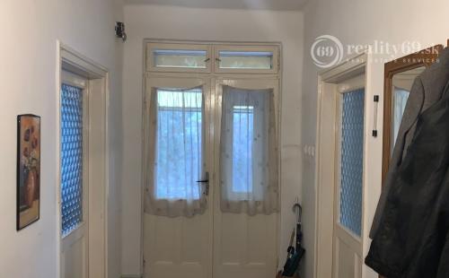 MAĎARSKO - SZENDRO - PEKNÝ 3 IZBOVÝ ZATEPLENÝ RODINNÝ DOM.