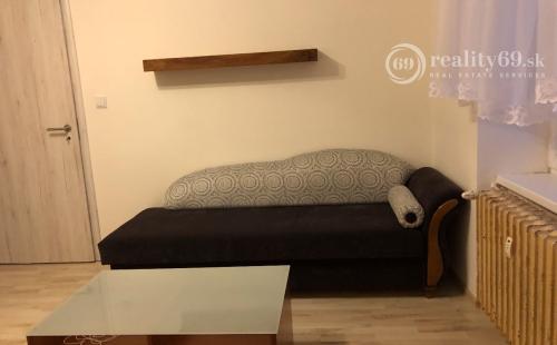 CENTRUM MESTA - JESENNÁ 1 IZBOVÝ BYT PO REKONŠTRUKCII.