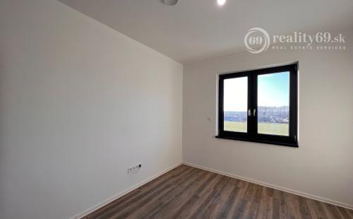 BELŽA - KVALITNÁ DOKONČENÁ NOVOSTAVBA 4 IZBOVÉHO RD.