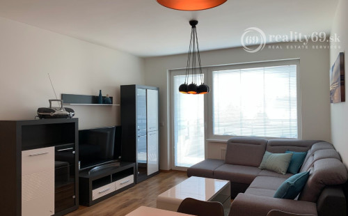 STARÉ MESTO - STROJÁRENSKÁ NOVOSTAVBA 2 IZBOVÝ KOMPLETNE ZARIADENÝ TEHLOVÝ BYT.