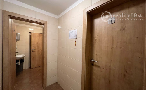 CENTRUM MESTA - ODSTÚPENIE ZABEHNUTEJ FUNGUJÚCEJ REŠTAURÁCIE.