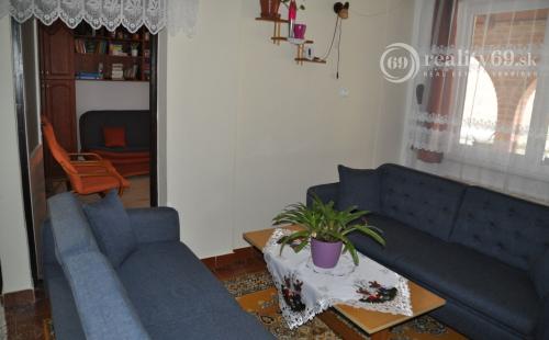 MAĎARSKO - KARCSA RODINNÝ DOM BLÍZKO SLOVENSKÝCH HRANÍC