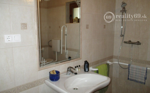 MAĎARSKO - FORRÓ - GAZDOVSKÝ 3 IZBOVÝ DOM PO KOMPLETNEJ REKONŠTRUKCII