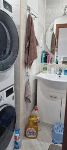 REZERVOVANÉ - JAZERO ČINGOVSKÁ - 3 IZBOVÝ ZREKONŠTRUOVANÝ BYT  68 M2 S VEĽKOU LODŽIOU