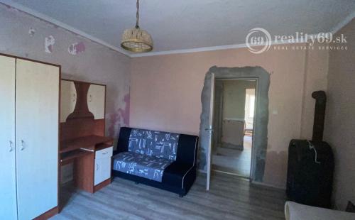 MAĎARSKO - SZENDRO - PEKNÝ 3 IZBOVÝ RODINNÝ DOM S TERASOU