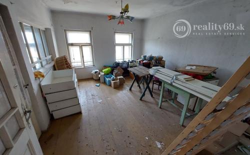 MAĎARSKO - SZŐLŐSARDÓ - 2 SEDLIACKE DOMY V KRÁSNOM PROSTREDÍ