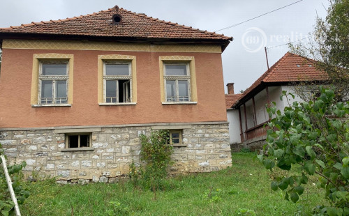 MAĎARSKO - SZŐLŐSARDÓ - 2 SEDLIACKE DOMY V KRÁSNOM PROSTREDÍ