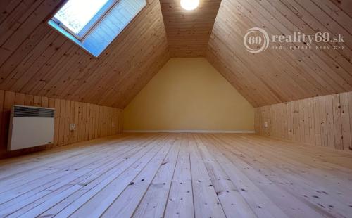 HAČAVA - KVALITNÁ NOVOSTAVBA 3 IZBOVÉHO RD V KRÁSNEJ PRÍRODE.