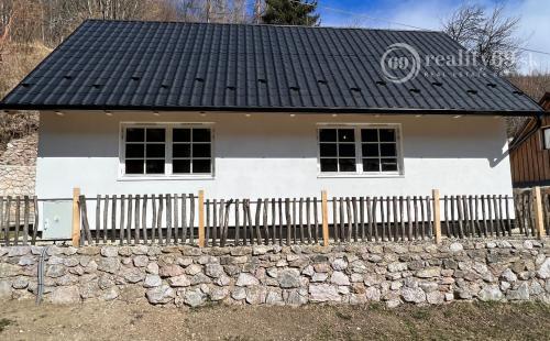 HAČAVA - KVALITNÁ NOVOSTAVBA 3 IZBOVÉHO RD V KRÁSNEJ PRÍRODE.