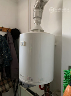 MAĎARSKO - CIGAND - PEKNÝ 3 IZBOVÝ POSCHODOVÝ RODINNÝ DOM