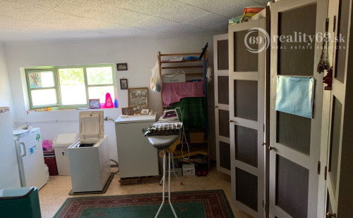 MAĎARSKO - CIGAND - PEKNÝ 3 IZBOVÝ POSCHODOVÝ RODINNÝ DOM