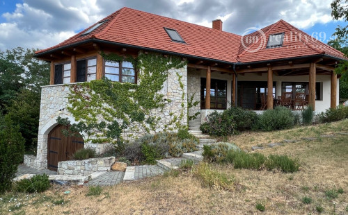 MAĎARSKO - MÁD - SUPER VILA - INVESTIČNÁ NEHNUTEĽNOSŤ V TOKAJSKEJ OBLASTI