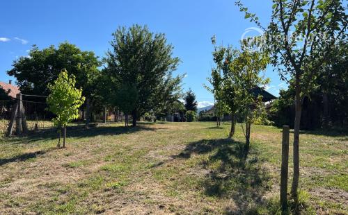 MAĎARSKO - GONCZRUSZKA RD IHNEĎ OBÝVATEĽNÝ V TICHEJ LOKALITE OBCE