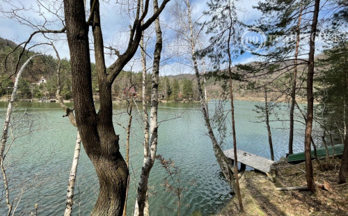 RUŽÍN - ROLOVA HUTA POZEMOK NA VÝSTAVBU CHATY V KRÁSNOM LESNOM PROSTREDÍ.