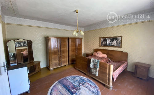 MAĎARSKO - TOP LOKALITA SZOGLIGET PEKNÝ RODINNÝ DOM