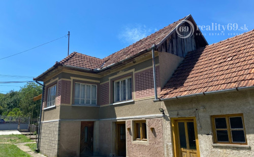 MAĎARSKO - TOP LOKALITA SZOGLIGET PEKNÝ RODINNÝ DOM