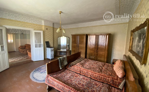 MAĎARSKO - TOP LOKALITA SZOGLIGET PEKNÝ RODINNÝ DOM