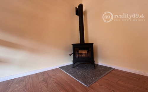 HAČAVA - KVALITNÁ NOVOSTAVBA 3 IZBOVÉHO RD V KRÁSNEJ PRÍRODE.