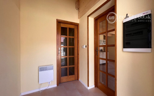 HAČAVA - KVALITNÁ NOVOSTAVBA 3 IZBOVÉHO RD V KRÁSNEJ PRÍRODE.