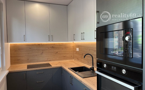 TERASA - NEŠPOROVA 3 IZBOVÝ SUPER MODERNÝ BYT 66 M2, LODŽIA, KLIMATIZÁCIA, PRÁČKA