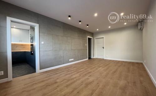 TERASA - NEŠPOROVA 3 IZBOVÝ SUPER MODERNÝ BYT 66 M2, LODŽIA, KLIMATIZÁCIA, PRÁČKA