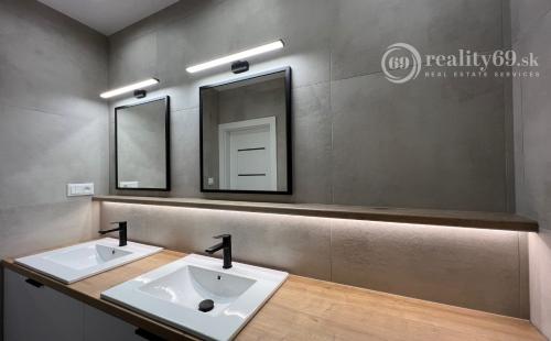 TERASA - NEŠPOROVA 3 IZBOVÝ SUPER MODERNÝ BYT 66 M2, LODŽIA, KLIMATIZÁCIA, PRÁČKA