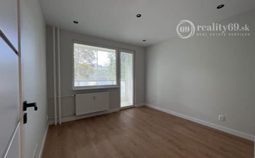 TERASA - NEŠPOROVA 3 IZBOVÝ SUPER MODERNÝ BYT 66 M2, LODŽIA, KLIMATIZÁCIA, PRÁČKA