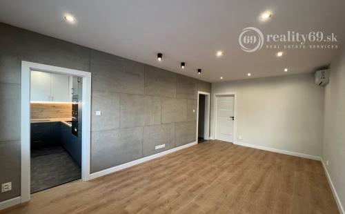 TERASA - NEŠPOROVA 3 IZBOVÝ SUPER MODERNÝ BYT 66 M2, LODŽIA, KLIMATIZÁCIA, PRÁČKA