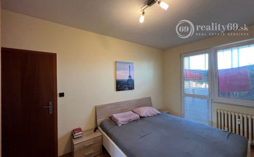 TERASA - MATUŠKOVA 3 IZBOVÝ  BYT V TOP LOKALITE 62 M2, LODŽIA A PIVNICA.