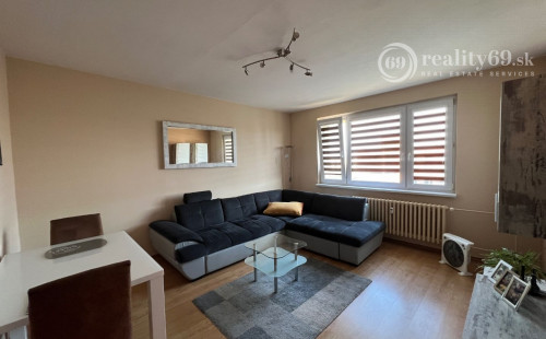 TERASA - MATUŠKOVA 3 IZBOVÝ  BYT V TOP LOKALITE 62 M2, LODŽIA A PIVNICA.