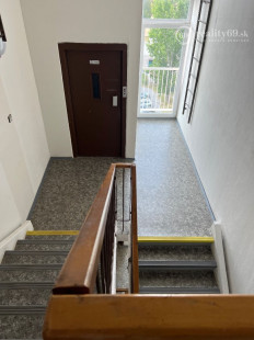 TERASA - MATUŠKOVA 3 IZBOVÝ  BYT V TOP LOKALITE 62 M2, LODŽIA A PIVNICA.