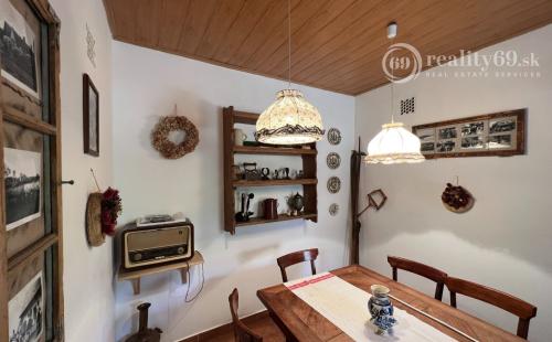 MAĎARSKO - EGERLOVO  - KRÁSNÝ SEDLIACKÝ DOM PO KOMPLETNEJ REKONŠTRUKCII.