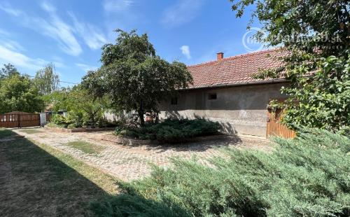 MAĎARSKO - EGERLOVO  - KRÁSNÝ SEDLIACKÝ DOM PO KOMPLETNEJ REKONŠTRUKCII.