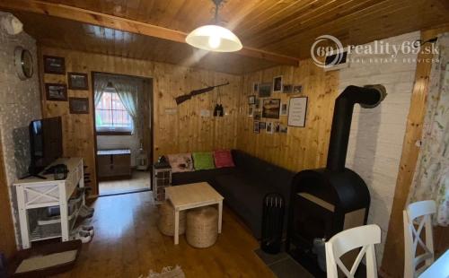 MAĎARSKO - LUXUSNÁ CHATA S LETNOU KUCHYŇOU A BAZÉNOM