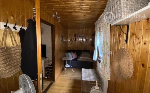 MAĎARSKO - LUXUSNÁ CHATA S LETNOU KUCHYŇOU A BAZÉNOM