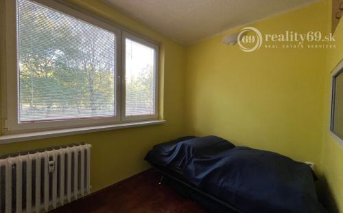 TERASA - HUMENSKÁ 3 IZBOVÝ PEKNÝ BYT 1/8 POSCHODIE, 66M2 ČIASTOĆNÁ REKONŠTRUKCIA