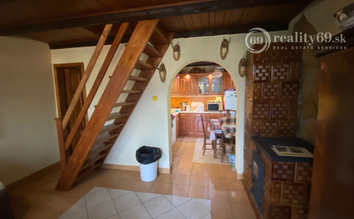 MAĎARSKO - LUXUSNÁ CHATA S ALTÁNKOM A S VÍRIVKOU