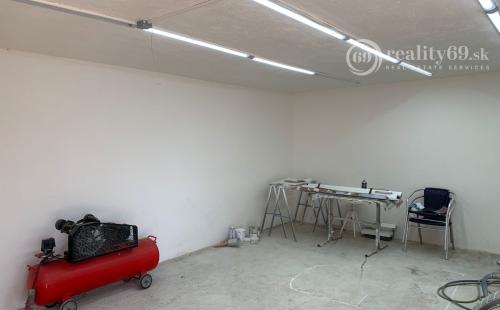 MAĎARSKO - NOVAJIDRÁNY 5 IZBOVÝ DOM PO REKONŠTRUKCII, POZEMOK 863 M2