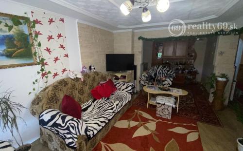 MAĎARSKO - SZENDRO PEKNÝ 4 IZBOVÝ POSCHODOVÝ RODINNÝ DOM