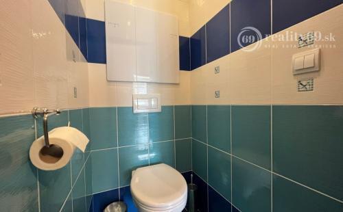 ŤAHANOVCE - ČÍNSKA PEKNÝ 3 IZBOVÝ BYT 79 M2, LODŽIA.